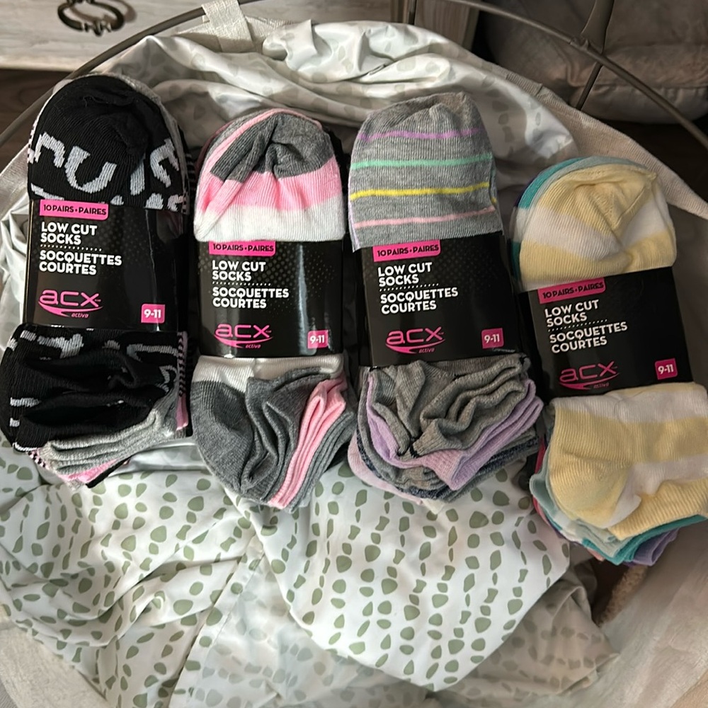 4x10 brand new ankle socks